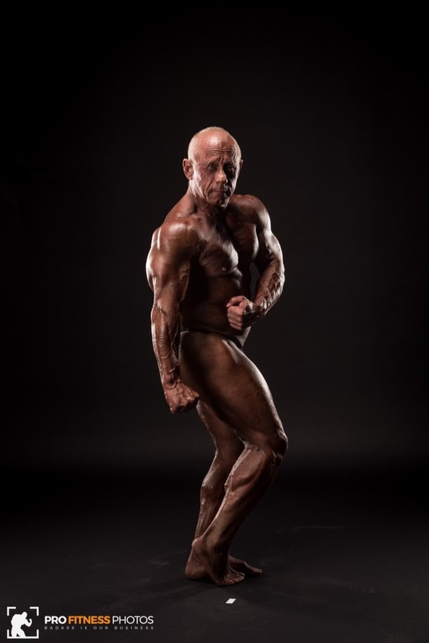 This image has an empty alt attribute; its file name is 7a66ba4dd54ca51c8aa55e03da6f272b.jpg